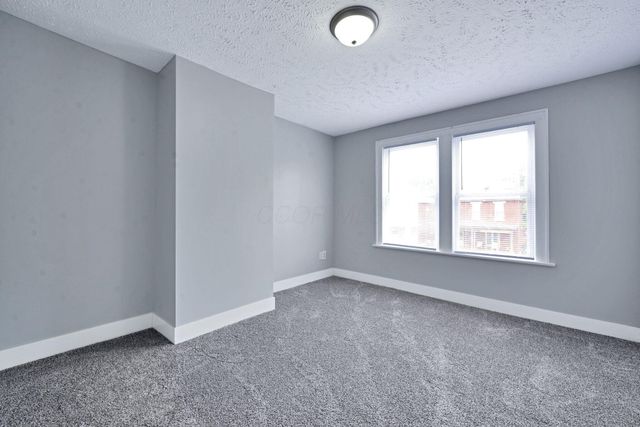 82 Whitethorne Avenue, Columbus, OH 43223