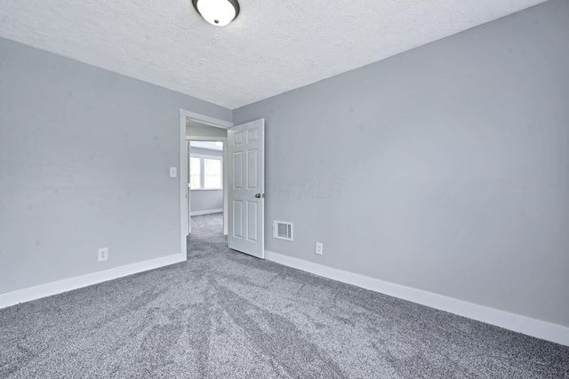 82 Whitethorne Avenue, Columbus, OH 43223