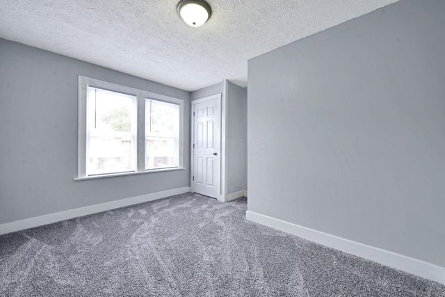 82 Whitethorne Avenue, Columbus, OH 43223