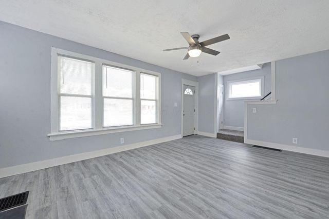 82 Whitethorne Avenue, Columbus, OH 43223