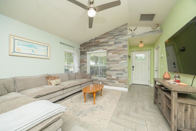 1160 N Volusia St, St Augustine, FL 32084