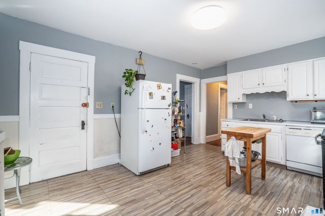 109 Grennan Road, West Hartford, CT 06107