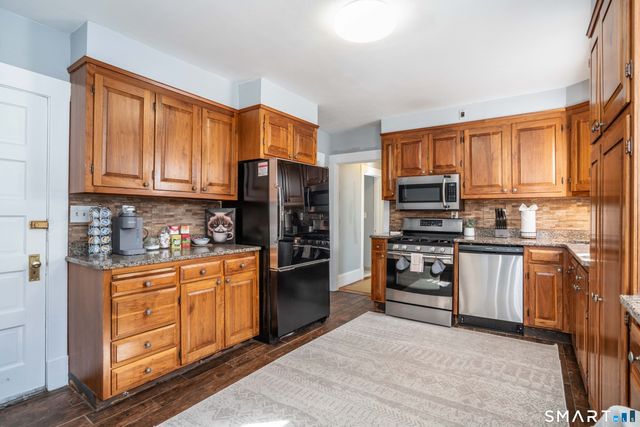 109 Grennan Road, West Hartford, CT 06107