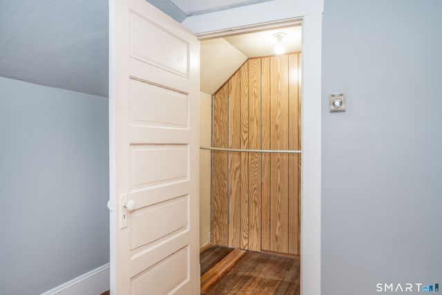 109 Grennan Road, West Hartford, CT 06107