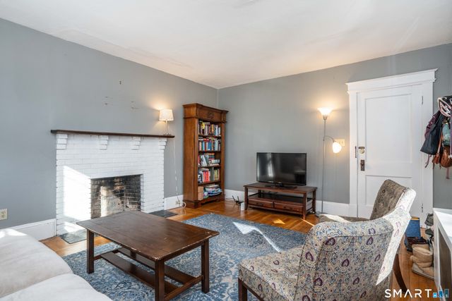 109 Grennan Road, West Hartford, CT 06107