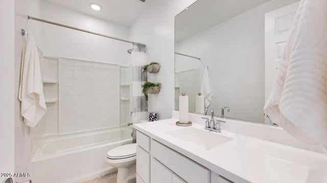 7846 W STAGHORN Road, Peoria, AZ 85383