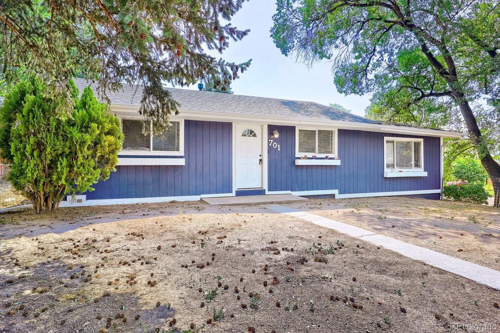 701 Mono Place, Colorado Springs, CO 80910