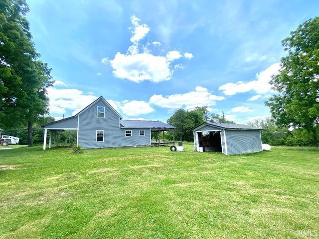 2339 E Tulip Road, Bloomfield, IN 47424