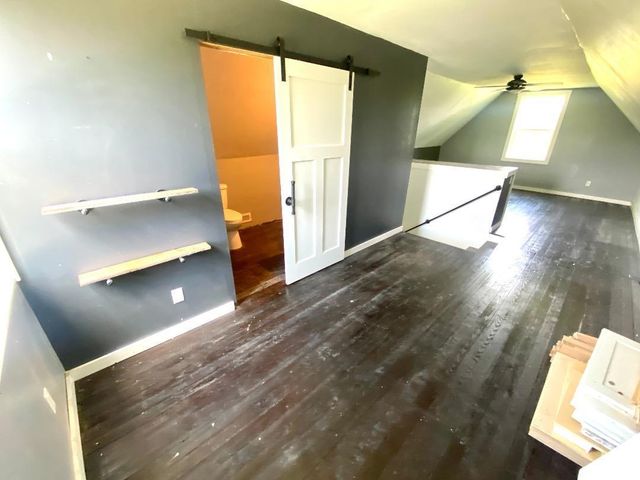 2339 E Tulip Road, Bloomfield, IN 47424
