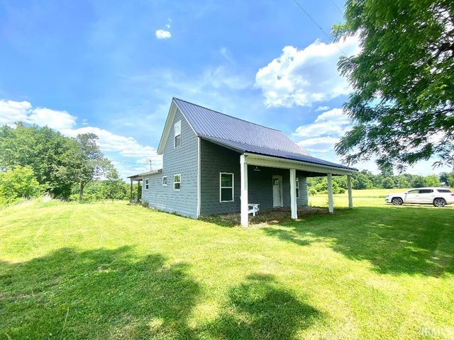 2339 E Tulip Road, Bloomfield, IN 47424