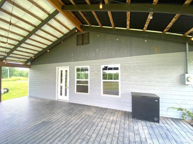 2339 E Tulip Road, Bloomfield, IN 47424