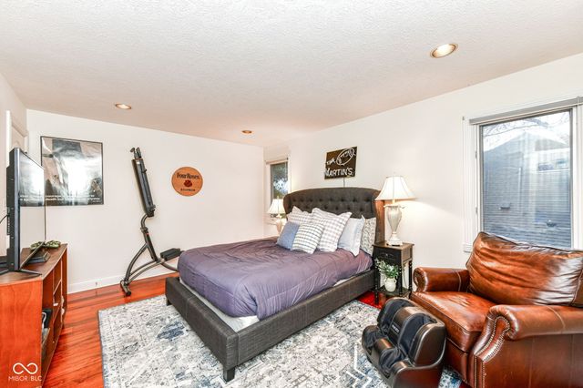 11718 Whisper Bay Court, Carmel, IN 46033