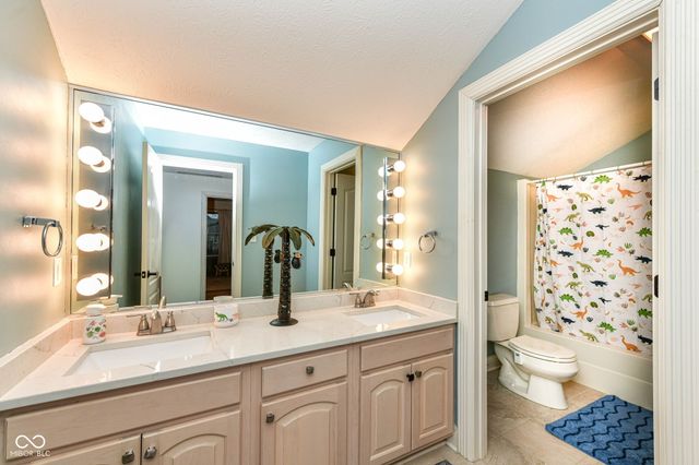 11718 Whisper Bay Court, Carmel, IN 46033