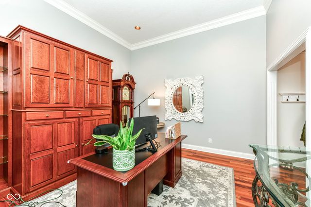 11718 Whisper Bay Court, Carmel, IN 46033