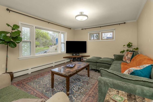 951 Washington Street, Prescott, WI 54021