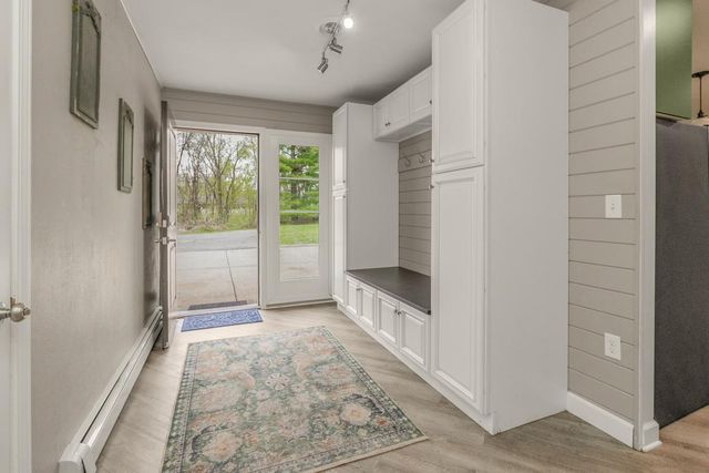 951 Washington Street, Prescott, WI 54021