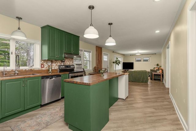 951 Washington Street, Prescott, WI 54021