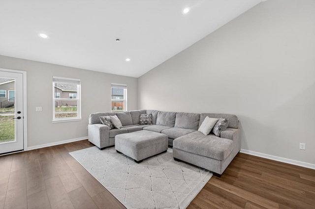 340 Lilac Lane, Stoughton, WI 53589