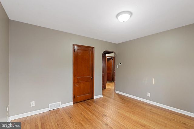 60 PALETHORPE AVE, Clementon, NJ 08021