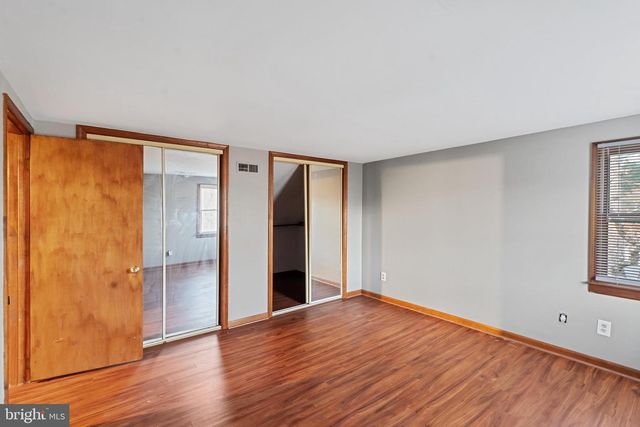 60 PALETHORPE AVE, Clementon, NJ 08021