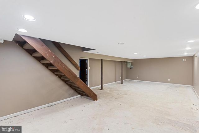 60 PALETHORPE AVE, Clementon, NJ 08021