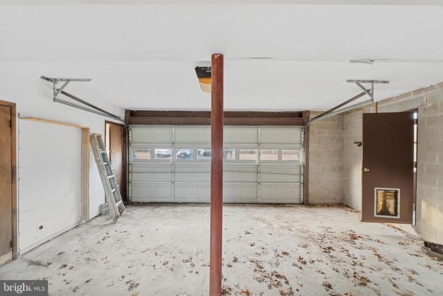 60 PALETHORPE AVE, Clementon, NJ 08021