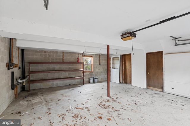 60 PALETHORPE AVE, Clementon, NJ 08021