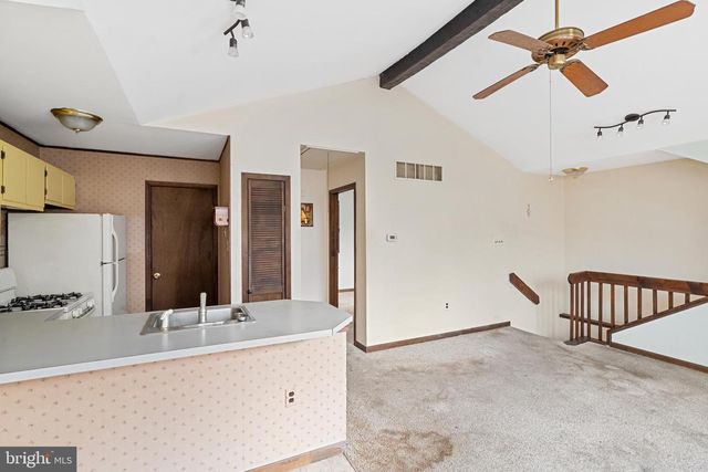 60 PALETHORPE AVE, Clementon, NJ 08021