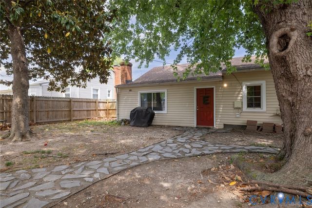6008 Clover Ln, Henrico, VA 23228