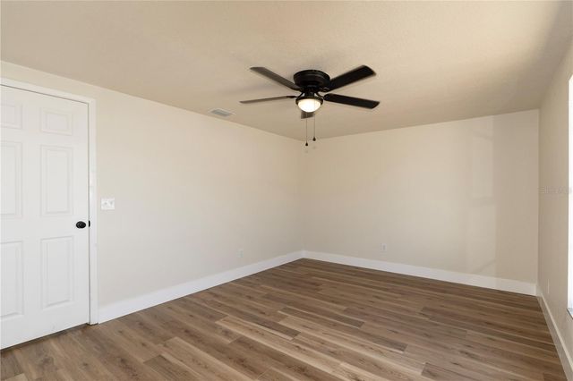 9501 CAMDEN HILL COURT, Tampa, FL 33615