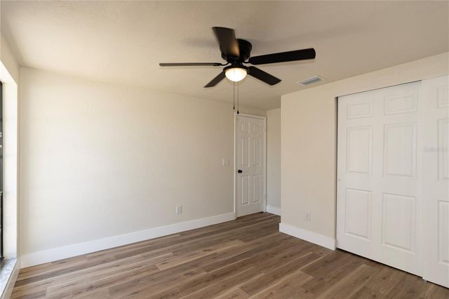 9501 CAMDEN HILL COURT, Tampa, FL 33615