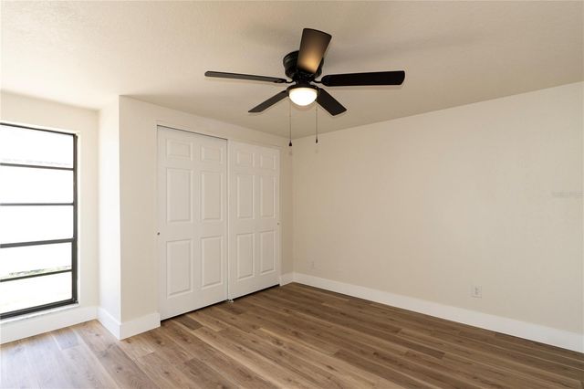9501 CAMDEN HILL COURT, Tampa, FL 33615