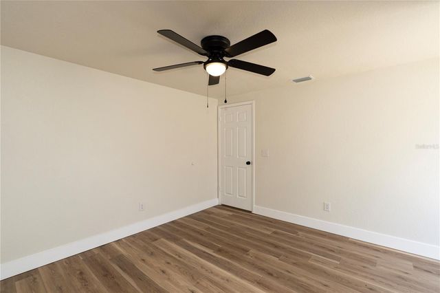 9501 CAMDEN HILL COURT, Tampa, FL 33615