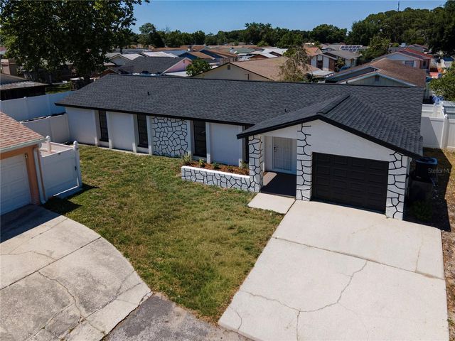 9501 CAMDEN HILL COURT, Tampa, FL 33615