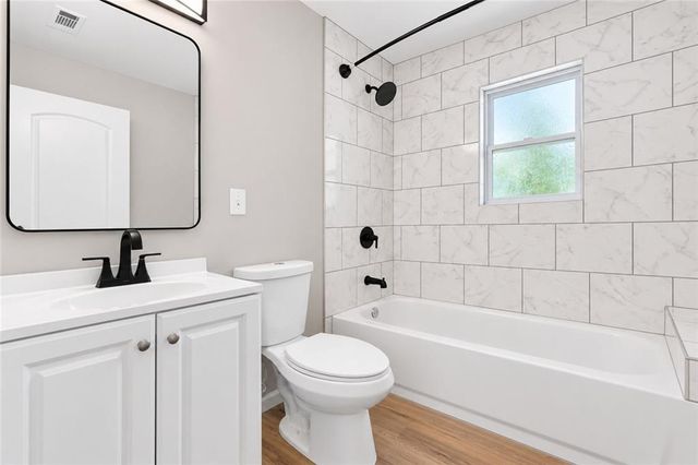 1639 Bridgeport Drive NW, Atlanta, GA 30318