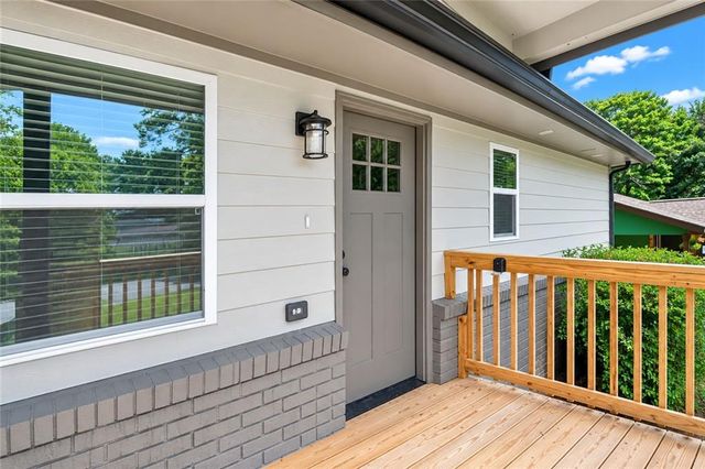 1639 Bridgeport Drive NW, Atlanta, GA 30318