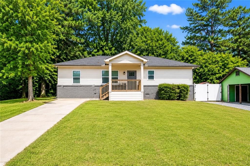 1639 Bridgeport Drive NW, Atlanta, GA 30318