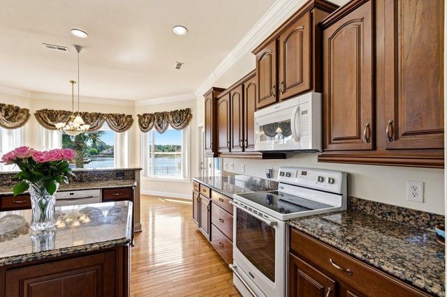 9429 Carrington Dr., Myrtle Beach, SC 29579