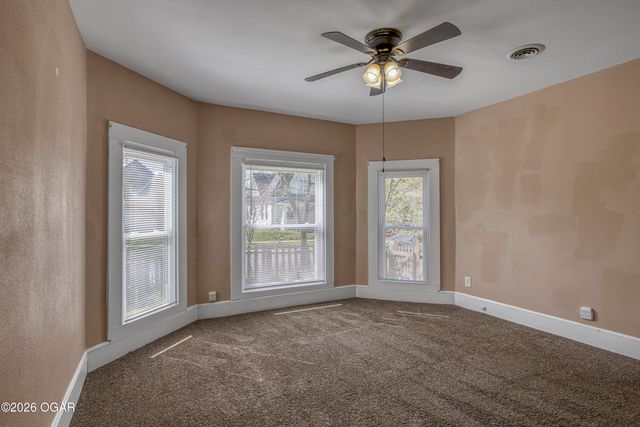 2115 S Byers Avenue, Joplin, MO 64804