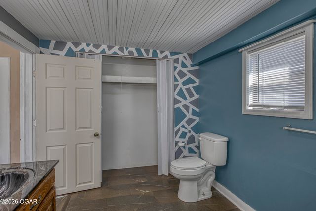 2115 S Byers Avenue, Joplin, MO 64804