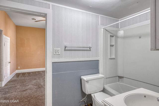 2115 S Byers Avenue, Joplin, MO 64804