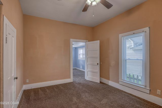 2115 S Byers Avenue, Joplin, MO 64804