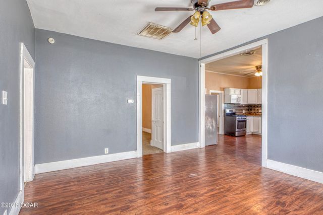 2115 S Byers Avenue, Joplin, MO 64804