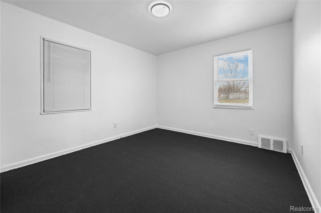 17028 W Chicago Street, Detroit, MI 48228