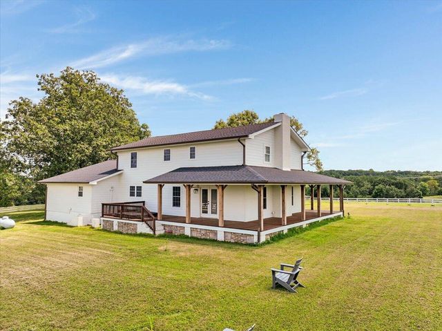 841 Avery Road 525 & 299, Trenton, GA 30752