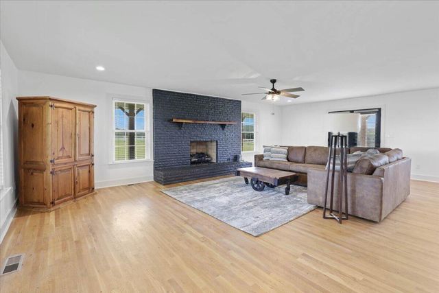 841 Avery Road 525 & 299, Trenton, GA 30752