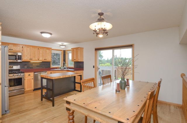 21536 Killdeer Street NW, Oak Grove, MN 55011