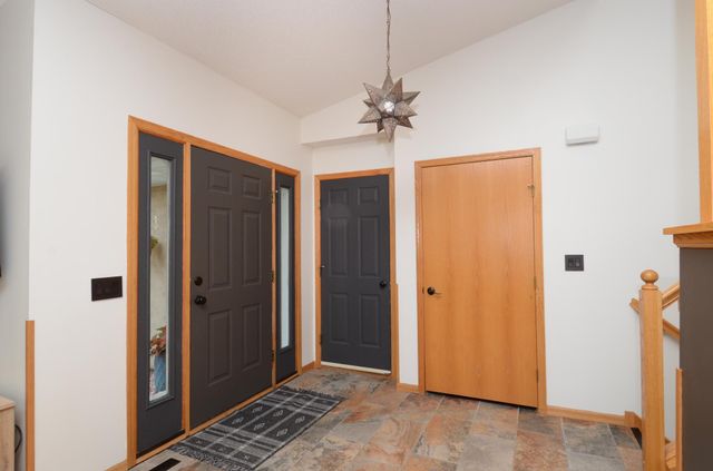 21536 Killdeer Street NW, Oak Grove, MN 55011