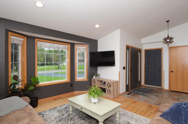 21536 Killdeer Street NW, Oak Grove, MN 55011
