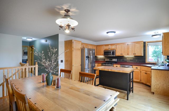 21536 Killdeer Street NW, Oak Grove, MN 55011